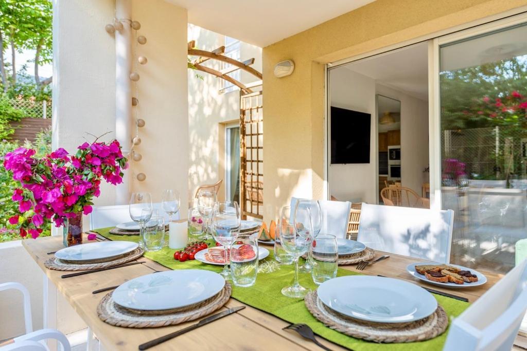 Bao Location - Ideal Pro & Groupe - Calme - Lumineux - Wifi - Terrasse - Jardin - Plage A 2Km - Proche Centre Ville, Gare, Commerces - Parking Prive Toulon Exterior foto